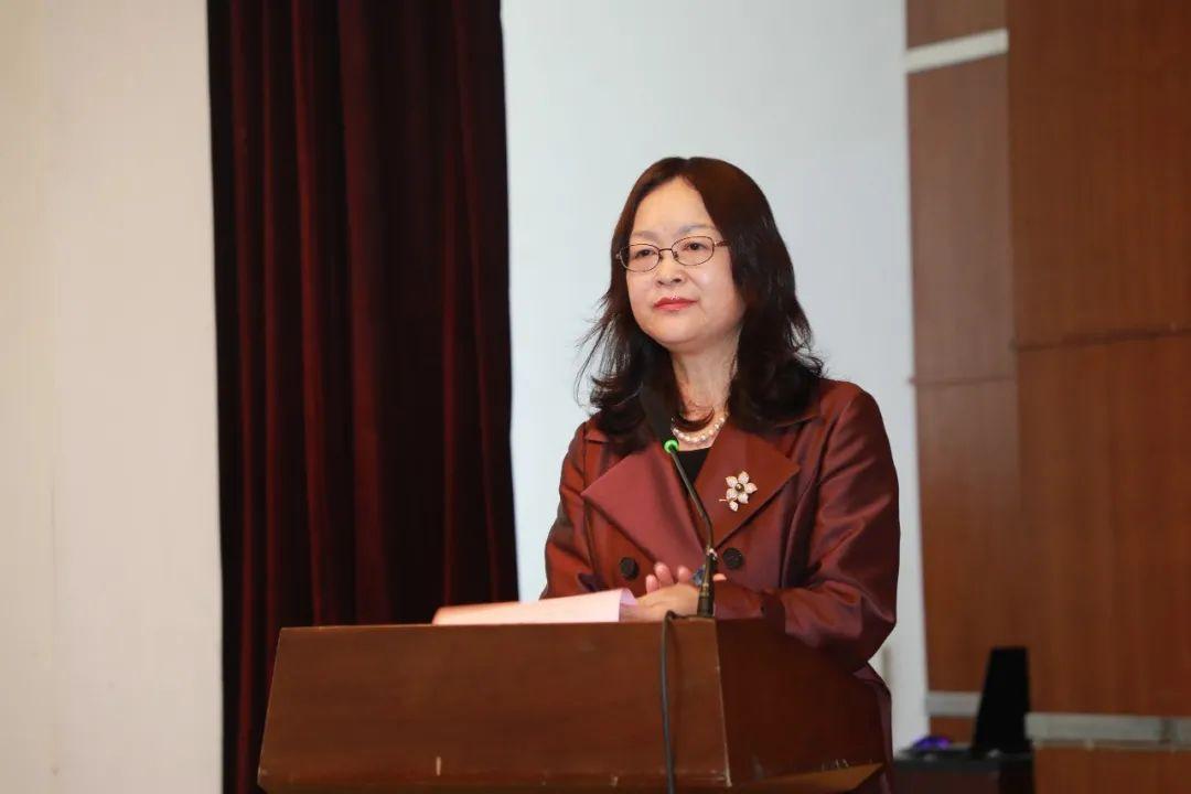 探索金融世界投资乐趣，最新理财游戏概览