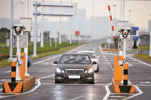 2025新澳门正版免费资木车,实地数据验证_多功能版51.890