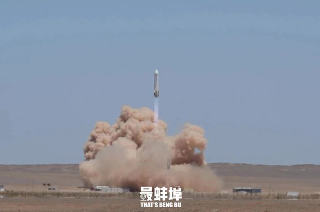 中国最新火箭，翱翔天际的自信与成就感成就展示