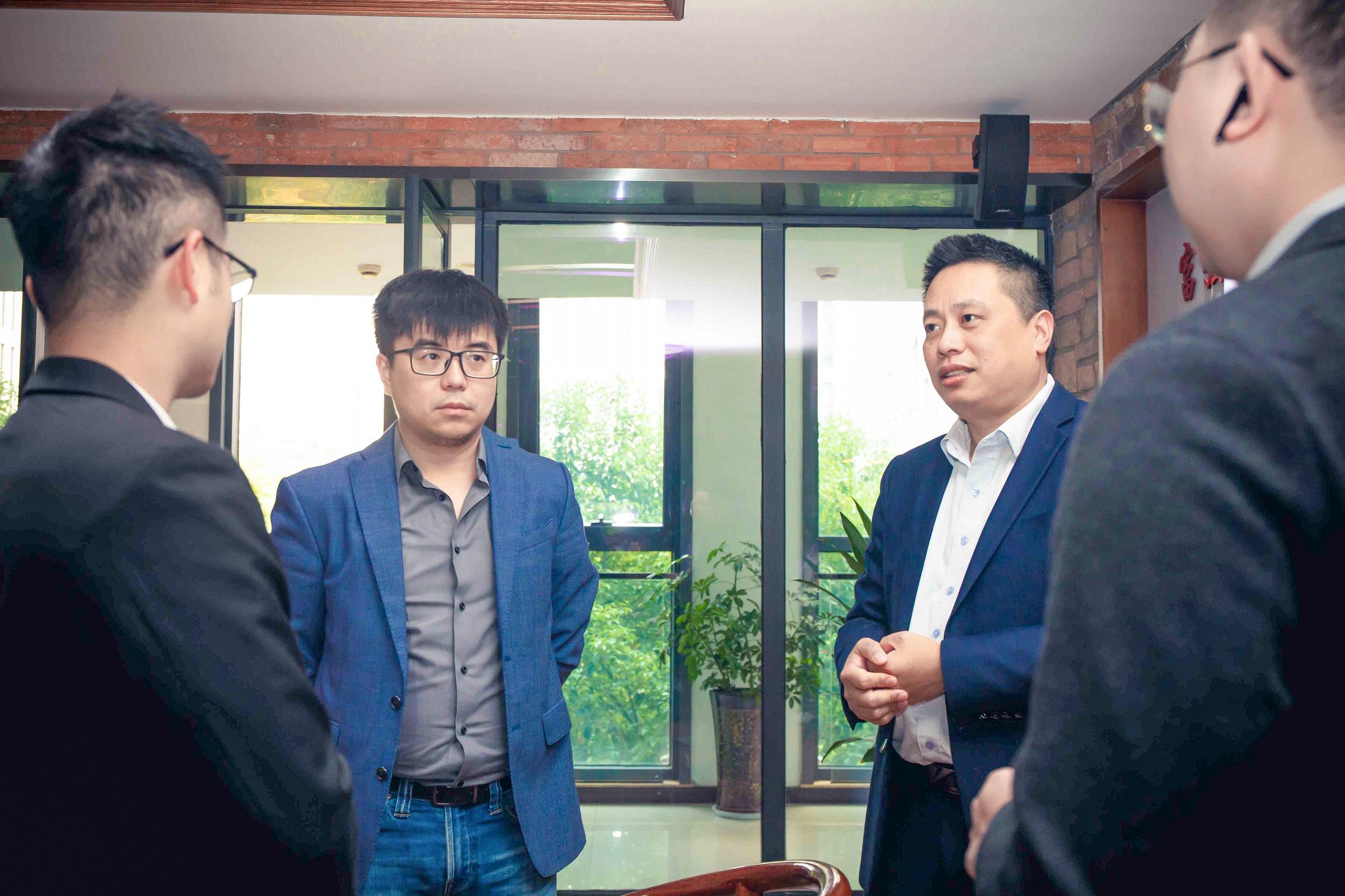 最新网络流行语下的科技革新，感受未来科技魅力