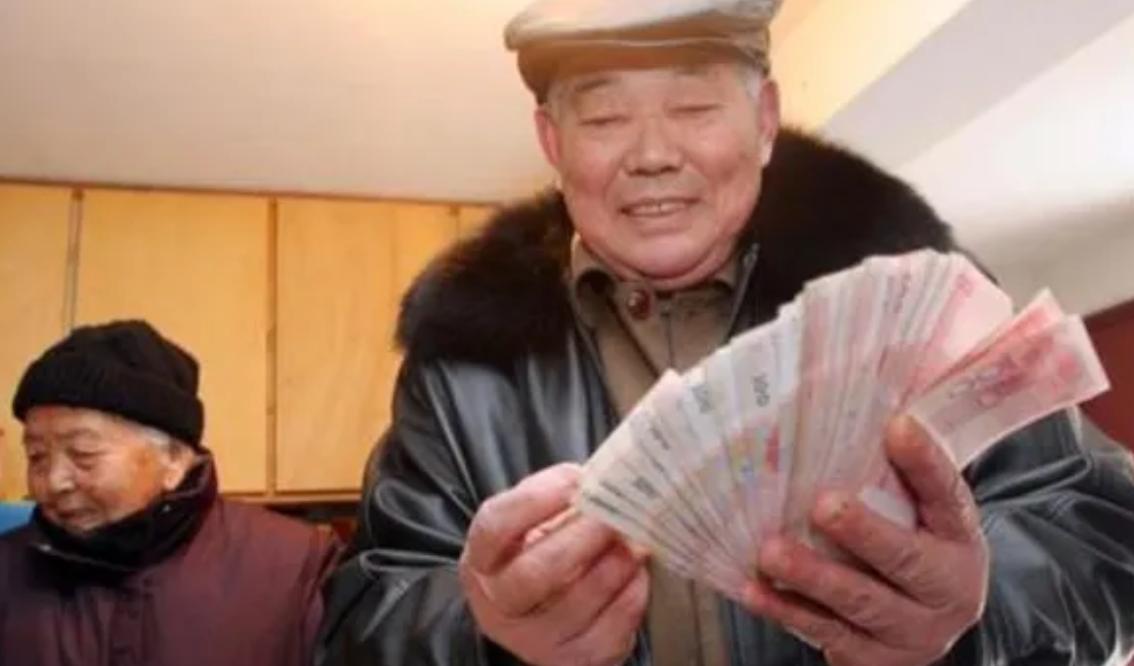 事业单位人员退休年龄最新规定,专业解读方案实施_环保版23.587